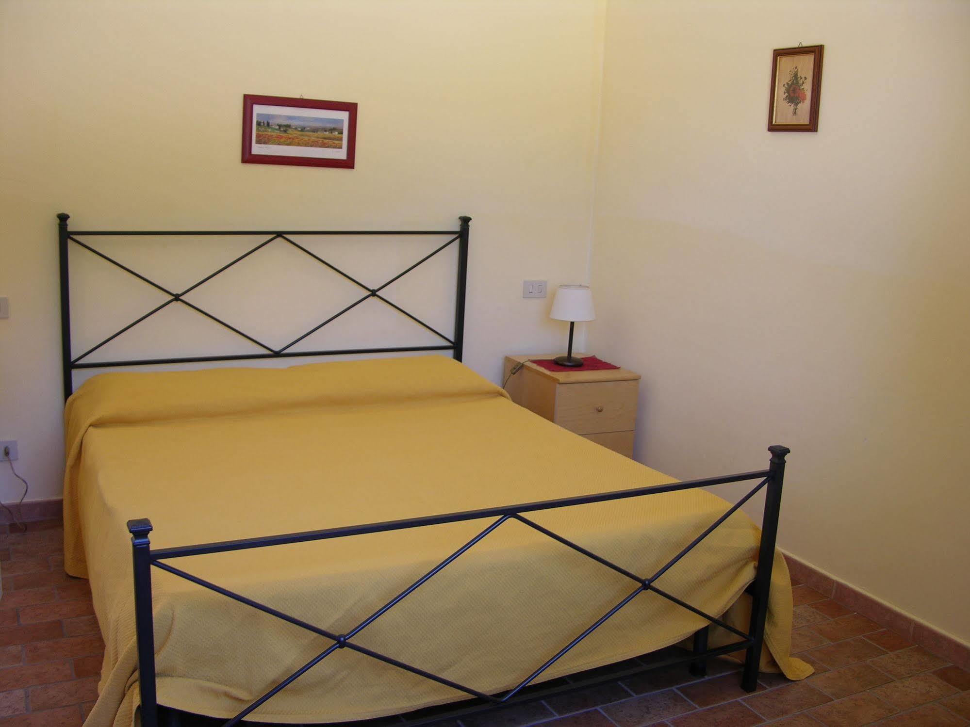 Agriturismo La Meria Semproniano Exterior photo