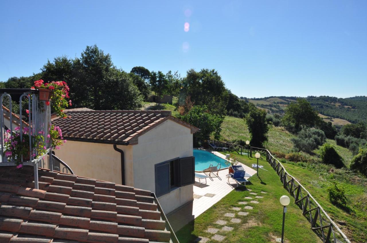 Agriturismo La Meria Semproniano Exterior photo
